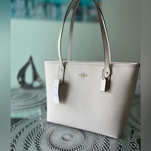 NWT Coach Zip Top Tote